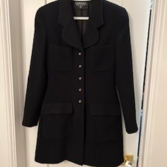 Ladies Vintage Chanel black Blazer - Picture 2 of 5